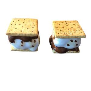 NWOT S'mores Ceramic Salt and Pepper Shakers